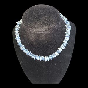Vintage 90s Y2K Blue &‎ White Shell Chip Choker Collar Necklace 14"